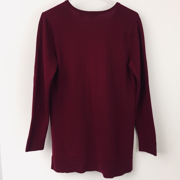 Jeanne Pierre V-Neck Sweater Top - Picture 5 of 5